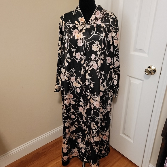 Dior Other - Christian Dior Vintage Black Floral Satin Robe Size L/XL
